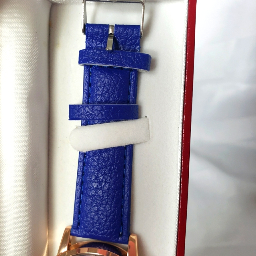 Watch - Picture 6 of 8